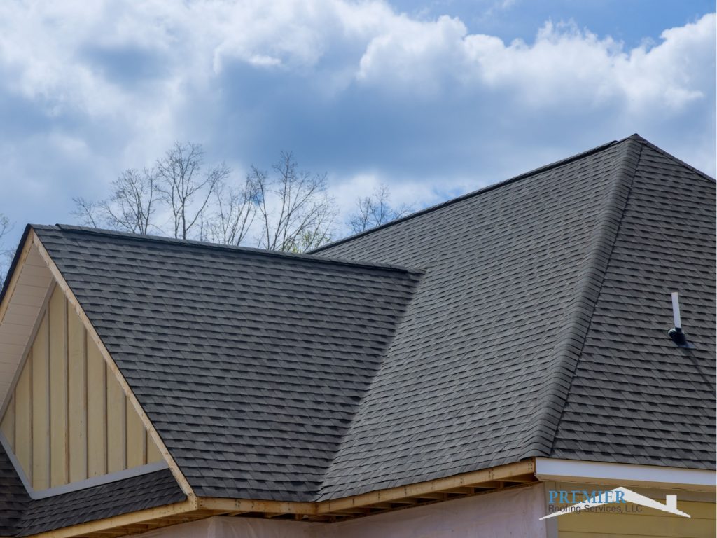 The Advantages of Asphalt Roofing for Pierce County Homes